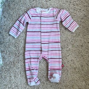 Magnetic me velour pajamas